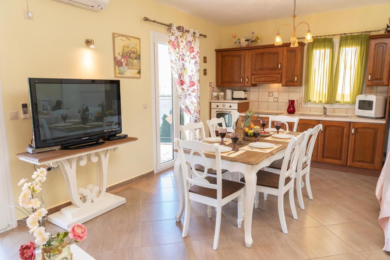 Superb Villa With Private Pool Peaceful Location サミ エクステリア 写真
