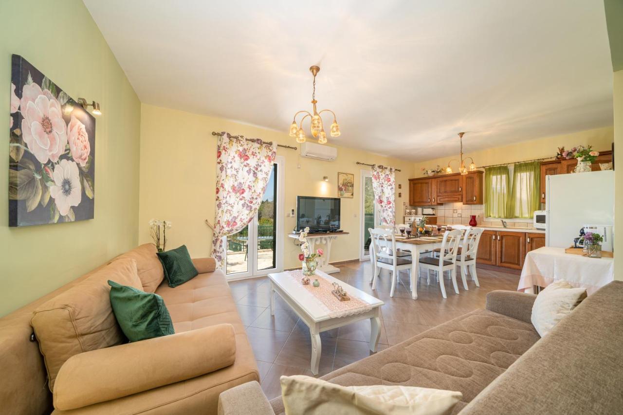 Superb Villa With Private Pool Peaceful Location サミ エクステリア 写真