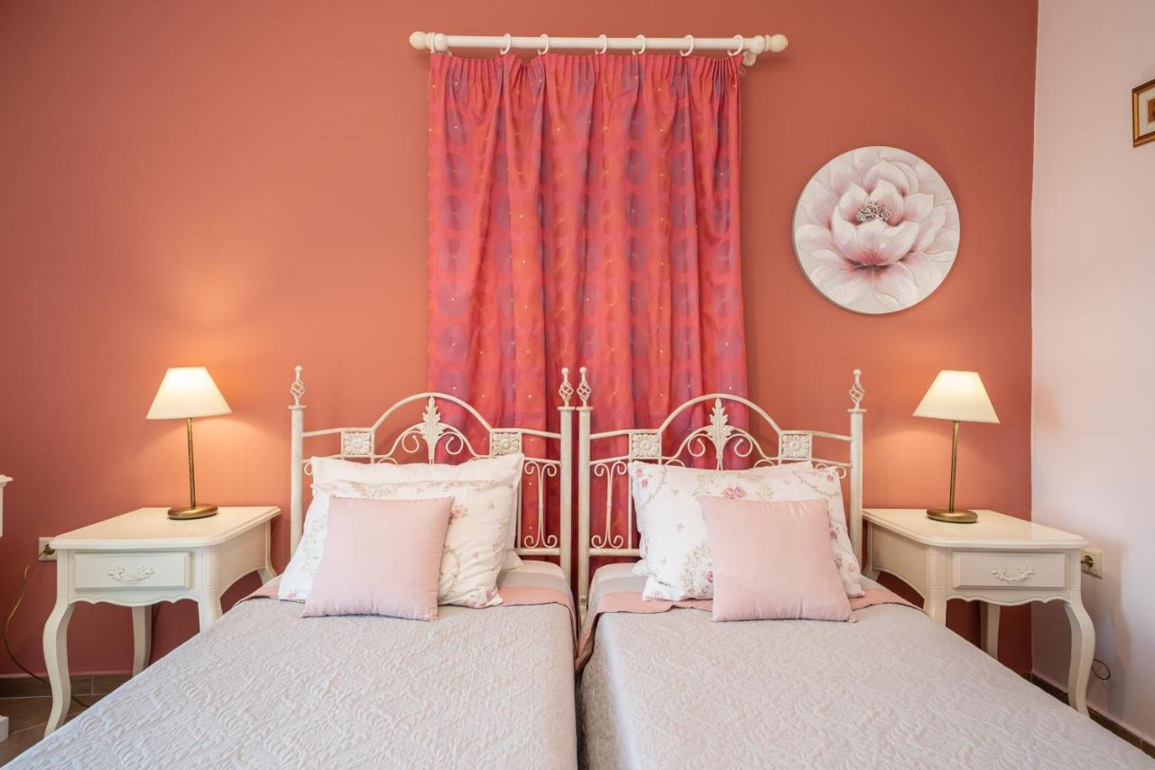 Superb Villa With Private Pool Peaceful Location サミ エクステリア 写真