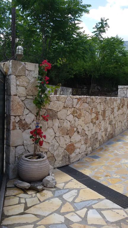 Superb Villa With Private Pool Peaceful Location サミ エクステリア 写真